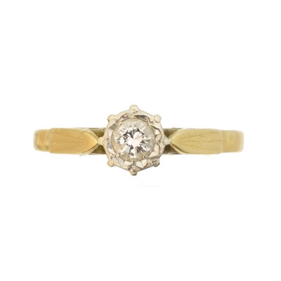 Lot 80 - An 18ct gold diamond single stone ring