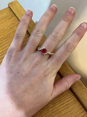 Lot 97 - An 18ct gold spinel and diamond dress ring