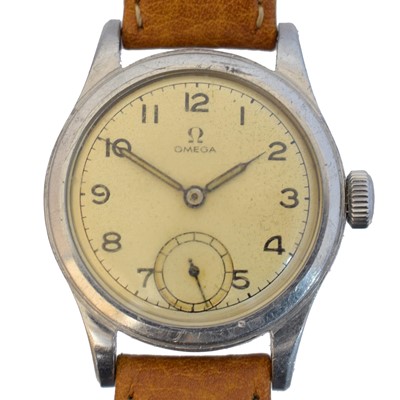 Lot 209 - A 1940s Omega British Civil Service India manual wind wristwatch