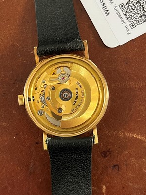 Lot 198 - A 9ct gold Garrard automatic wristwatch