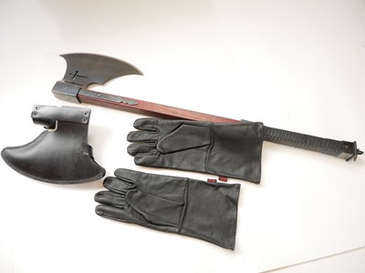 Lot 102 - Medieval re-enactors equipment, to include a...