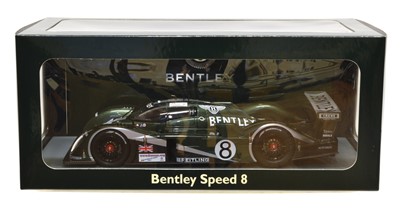 Lot 234 - 1:18 Scale Model of a Bentley Speed 8 by AutoArt