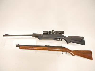 Lot 81 - Two air rifles, to include a Gamo Cadet .177...