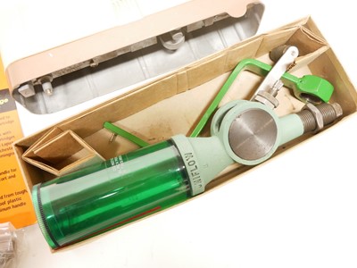 Lot 400 - Mixed reloading equipment, to include a Lee...