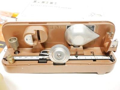 Lot 400 - Mixed reloading equipment, to include a Lee...
