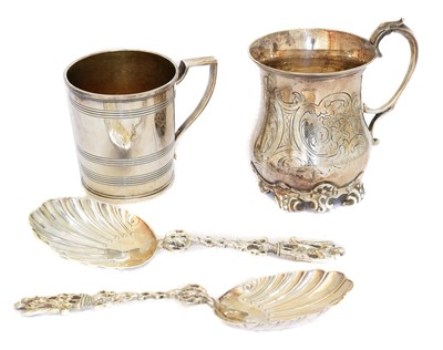 Lot 88 - A selection of silver