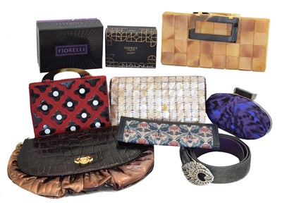 Lot 165 - A selection of bags and accessories