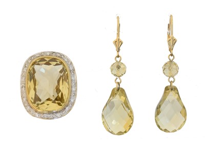 Lot 52 - A selection of citrine jewellery