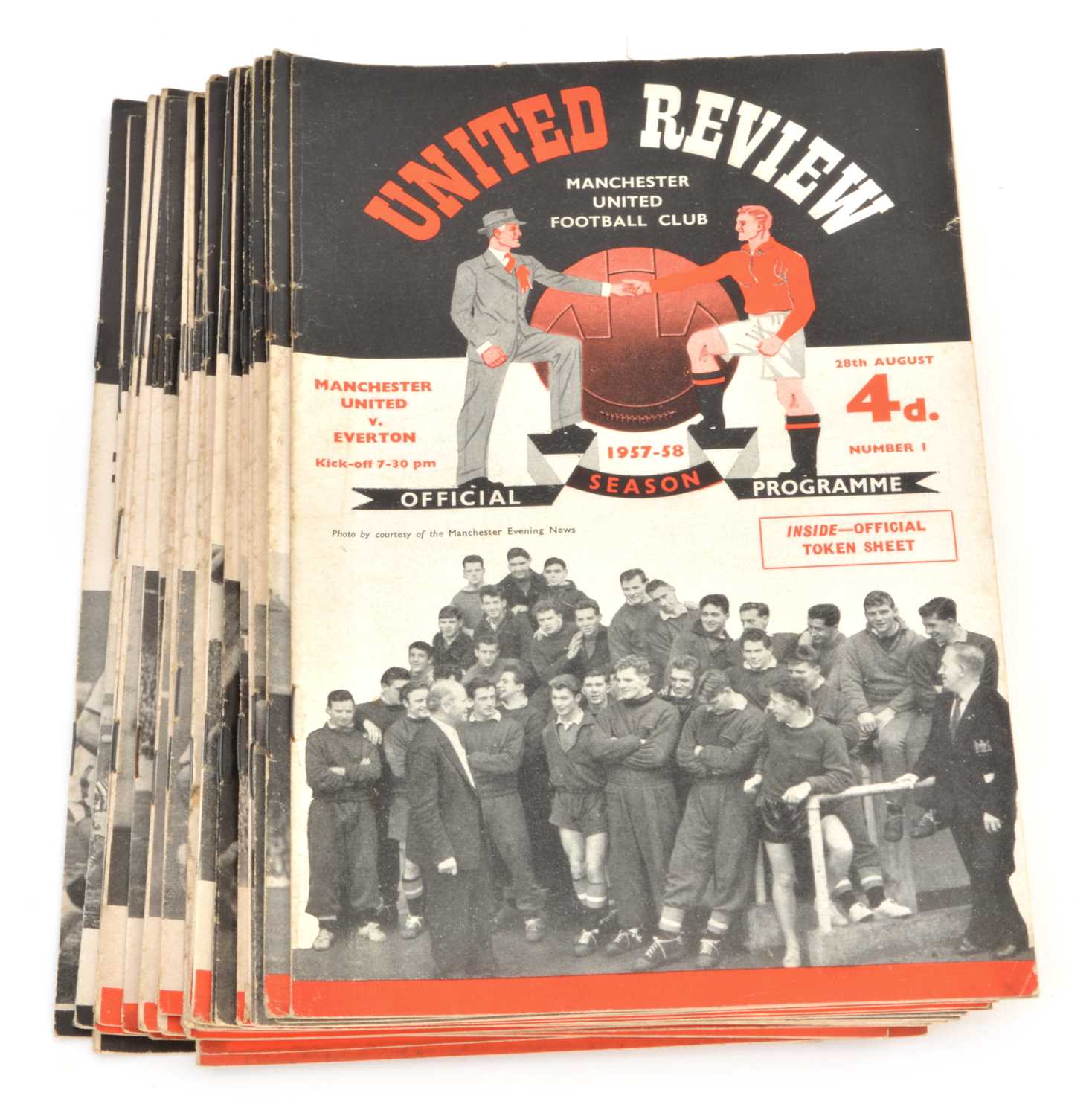 Lot 22 - Manchester United home programmes from the 1957-1958 season