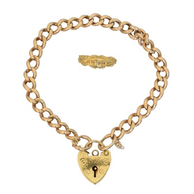 Lot 15 - A 9ct gold chain bracelet