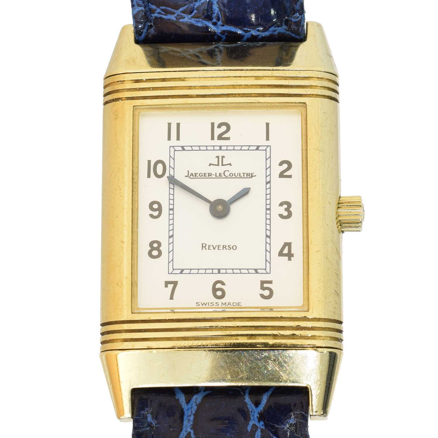 202 - A ladies 18ct gold Jaeger-LeCoultre Reverso wristwatch,