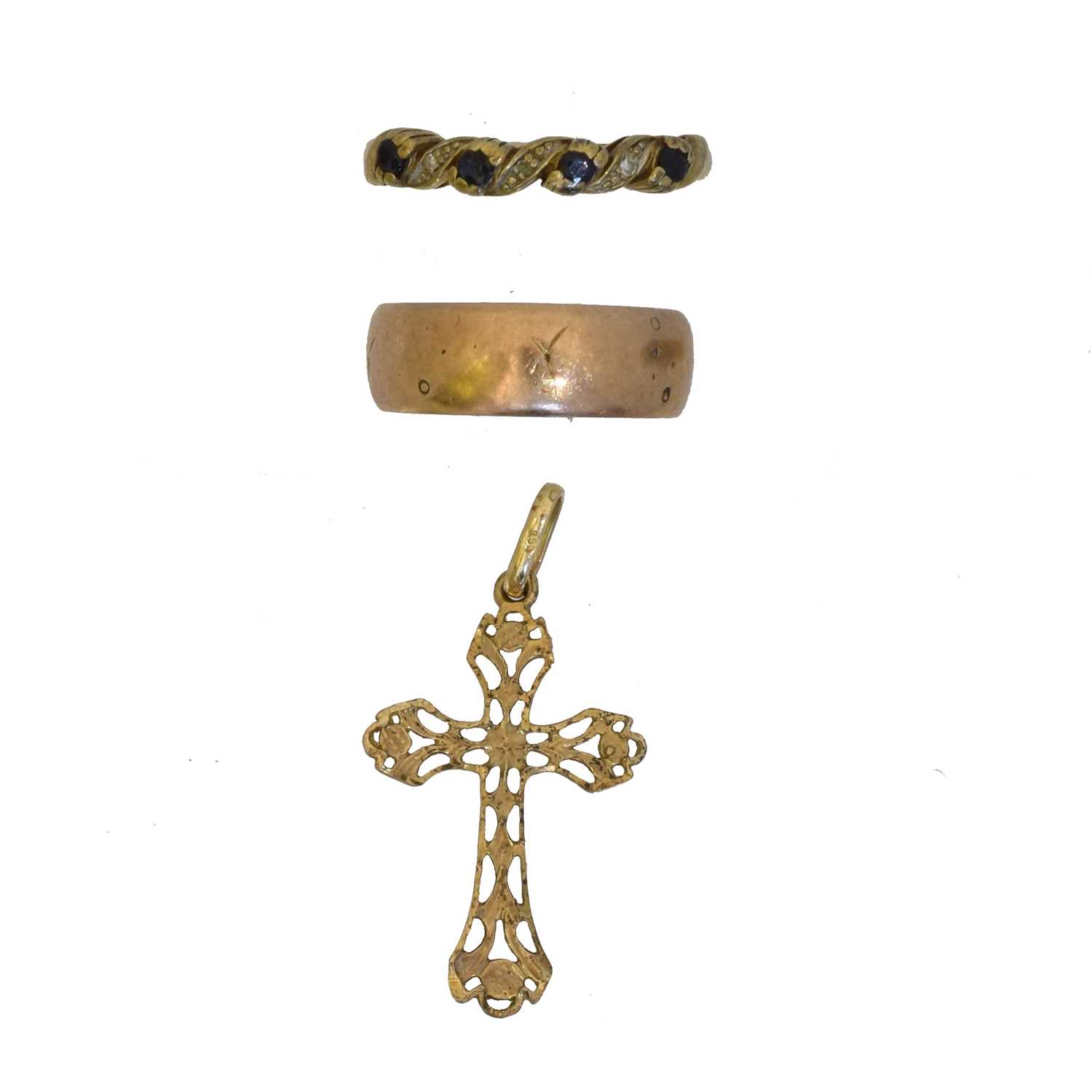 Lot 94 - A selection of 9ct gold jewellery