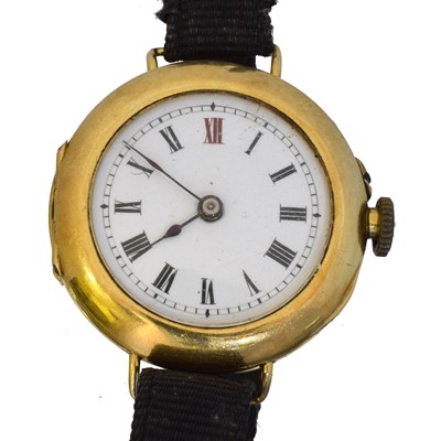 Lot 145 - An 18ct gold cased watch