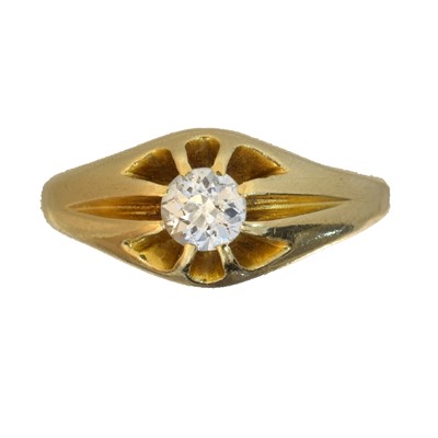 Lot 132 - An 18ct gold diamond single stone ring