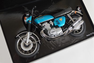 Lot 236 - Minichamps 1:6 Scale Classic Bike Series Model Honda CB 750 Motorbike