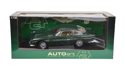 Lot 233 - Auto Art Classics Division 1:18 scale model of an Aston Martin DB5