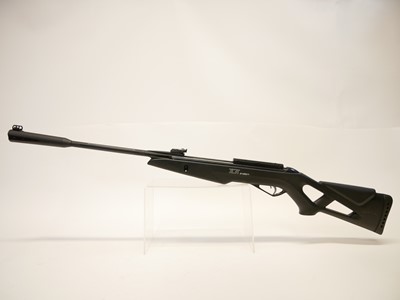 Lot 166 - Gamo Whisper IGT system .22 air rifle, serial...