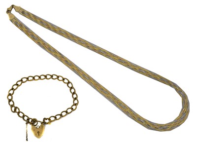 Lot 31 - A 9ct gold chain necklace