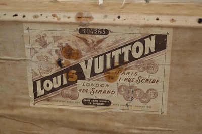 Lot 1 - Louis Vuitton