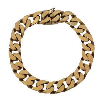 Lot 40 - A 9ct gold bracelet.