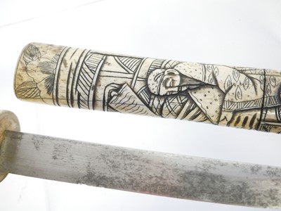 Lot 197 - Japanese bone mounted tanto dagger, 7 inch...