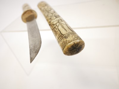 Lot 197 - Japanese bone mounted tanto dagger, 7 inch...