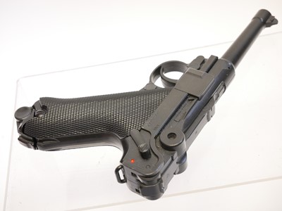 Lot 128 - Umarex Legends Luger PO8 .177 BB CO2 air...