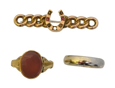 Lot 97 - A selection of jewellery