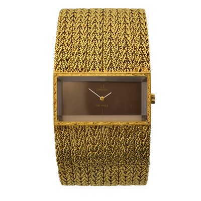 Lot 206 - A 1970s 18ct gold Omega De Ville manual wind wristwatch, ref. 97320/8270.