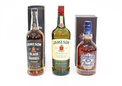 Lot 90 - 3 bottles Mixed Lot of Irish Whiskey and Deluxe Scotch Whisky