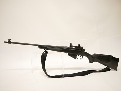 Lot 325 - Lee Enfield Long Branch MkI* .303 bolt action...