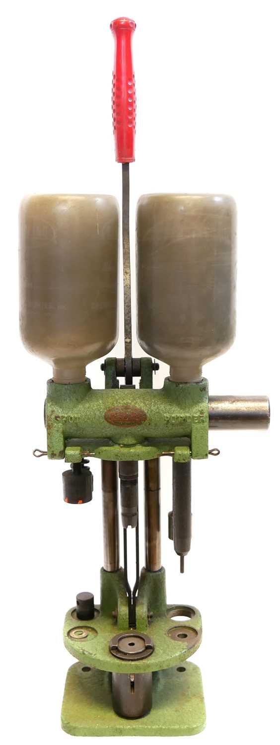 Lot 632 - Redding shotgun reloading press.