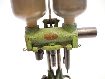 Lot 632 - Redding shotgun reloading press.