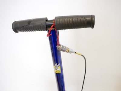 Lot 498 - Airgun accessories, to include a rifle bench...