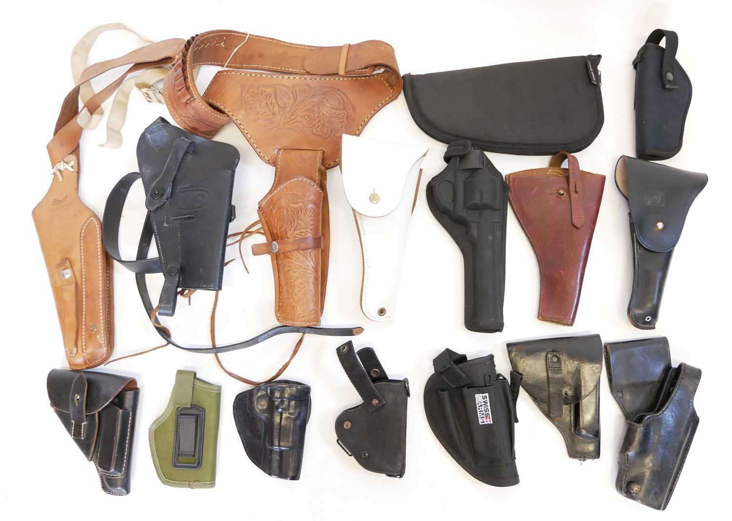 Lot 499 - Collection of pistol holsters.