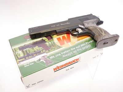 Lot 113 - Weihrauch HW45 Black Star .177 Air Pistol,...