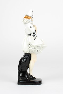 Lot 31 - Leslie Harradine for Royal Doulton