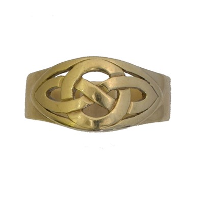 Lot 115 - A 9ct gold band ring.