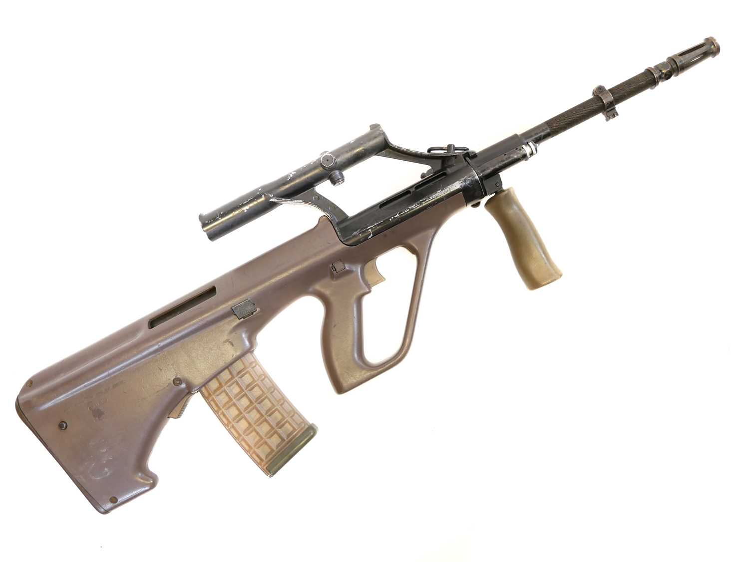 Lot 76 - Deactivated Austrian Steyr AUG 5.56mm assault