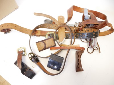 Lot 434 - Collection of gun leather, including a western...
