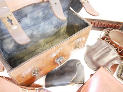 Lot 434 - Collection of gun leather, including a western...