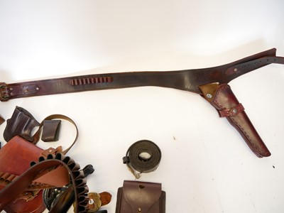 Lot 434 - Collection of gun leather, including a western...