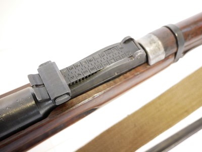 Lot 275 - Russian Mosin Nagant m.91/30 7.62x54R bolt...
