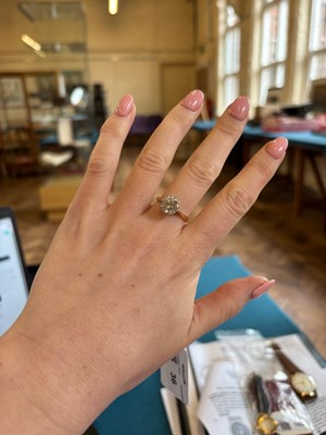 Lot 36 - A diamond single stone ring.