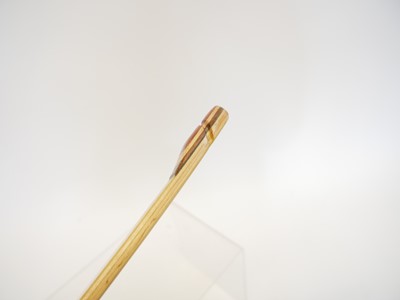 Lot 181 - Long bow, mahogany and maple laminate, 68" 35#...