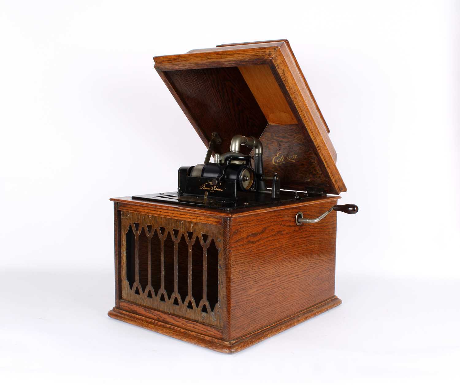 Lot 60 - An "Edison Amberola" Cylinder Phonograph by Thomas A. Edison Inc.