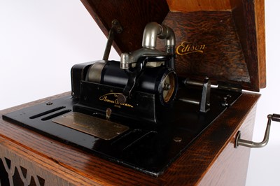 Lot 60 - An "Edison Amberola" Cylinder Phonograph by Thomas A. Edison Inc.