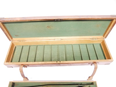 Lot 397 - Leather and oak gun case, with reinforced...