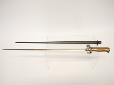 Lot 167 - Lebel 1886-15 cruciform rifle bayonet and...