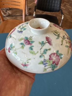 Lot 1 - A Chinese Straits Export Sweetmeat Dish and Cover